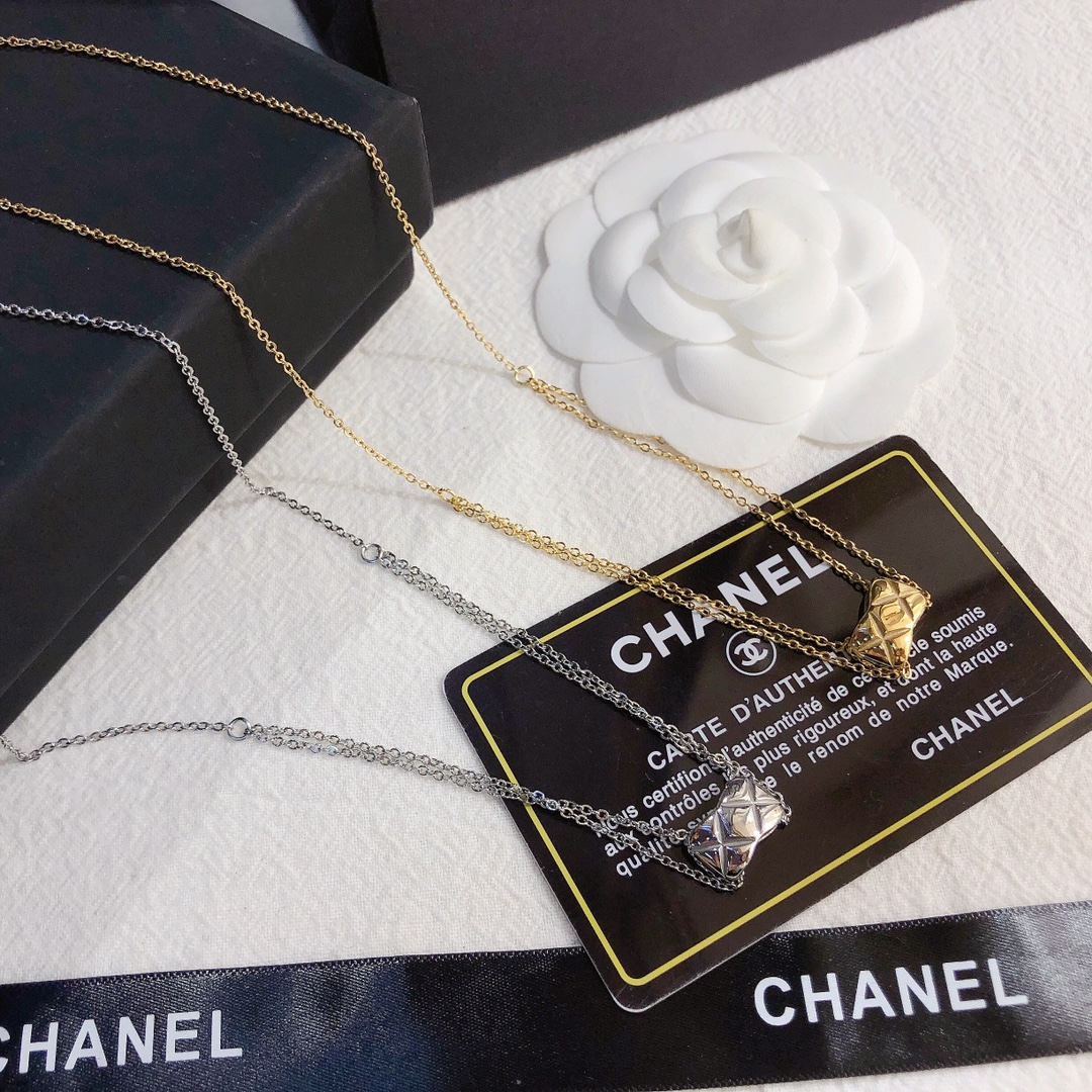 X340   Chanel choker necklace 106477