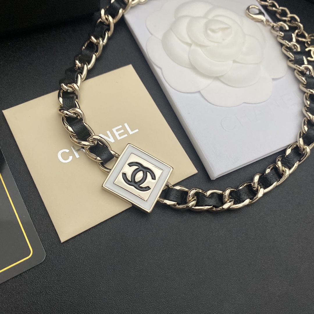 B034 Chanel necklace 106637