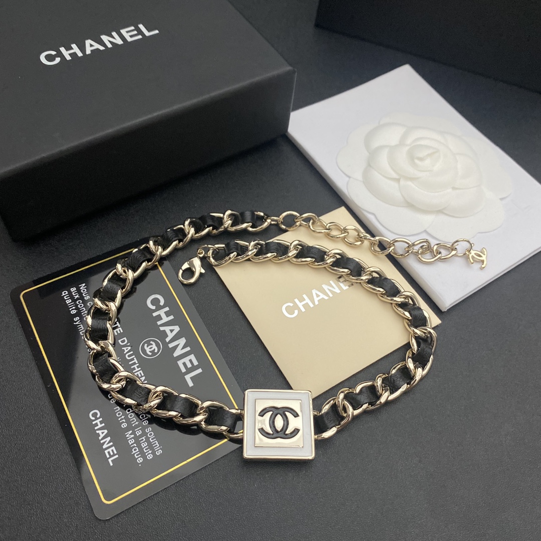 B034 Chanel necklace 106637