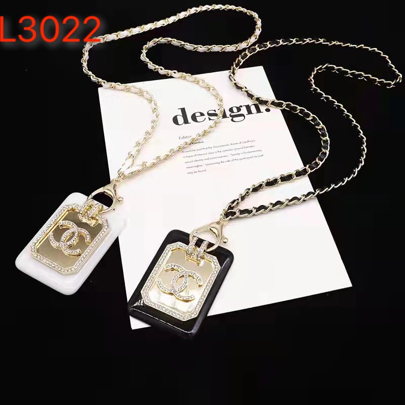 Chanel long necklace 106765