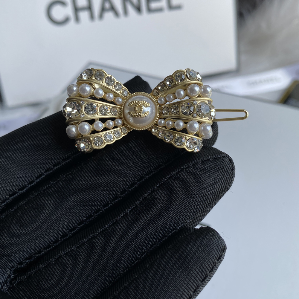 FS7015 Chanel hairclip 104620