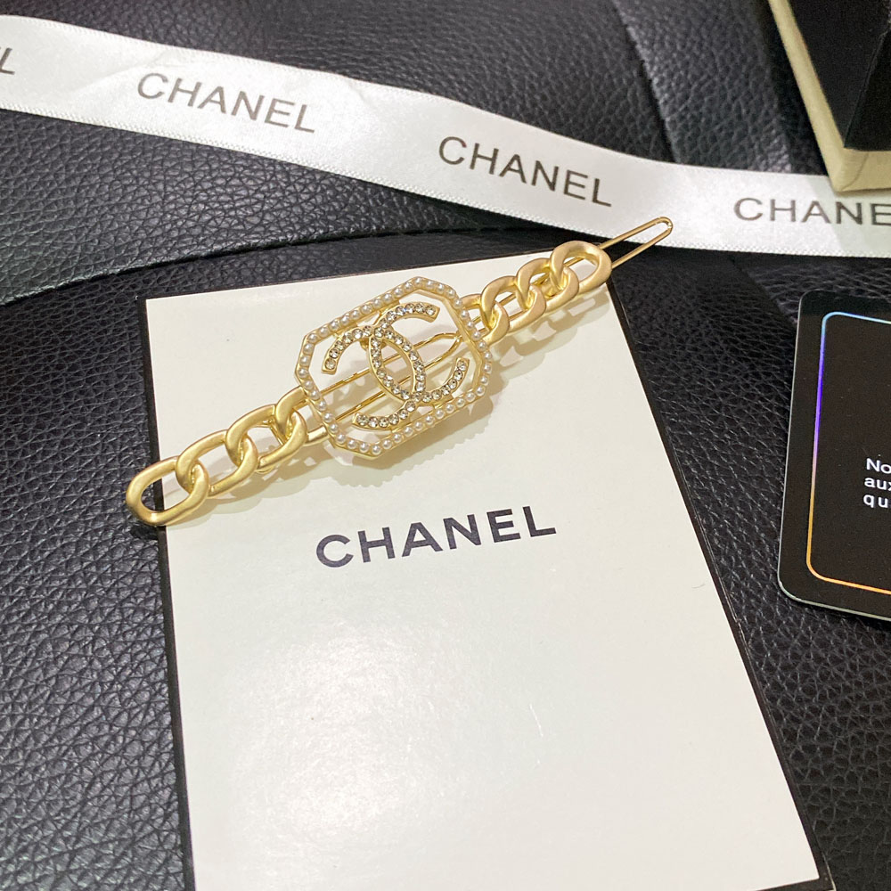 FS7031 Chanel hairpin 104643