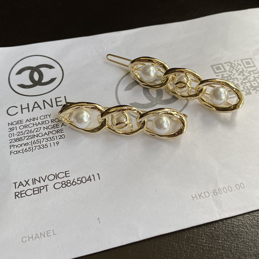 FS7044  Chanel hairclip 104647
