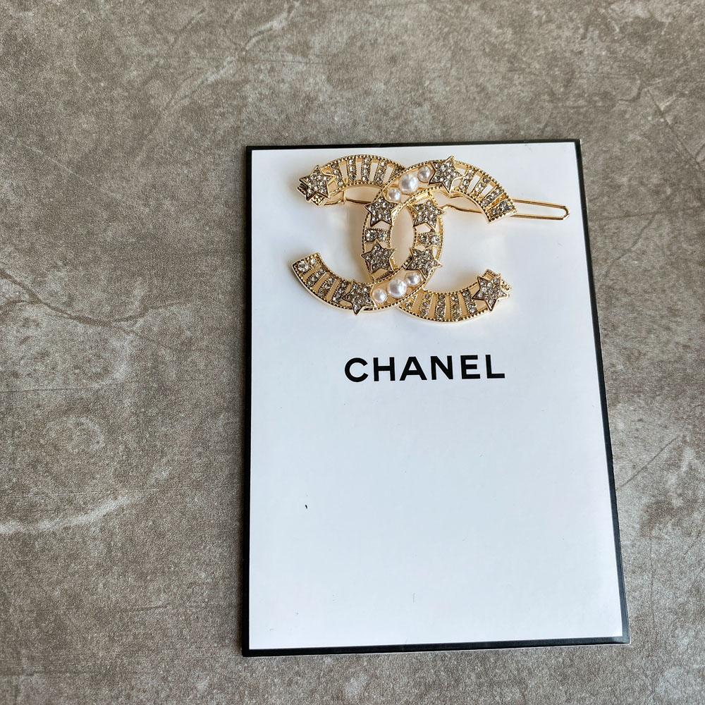 FS7033 Chanel hairclip 104662