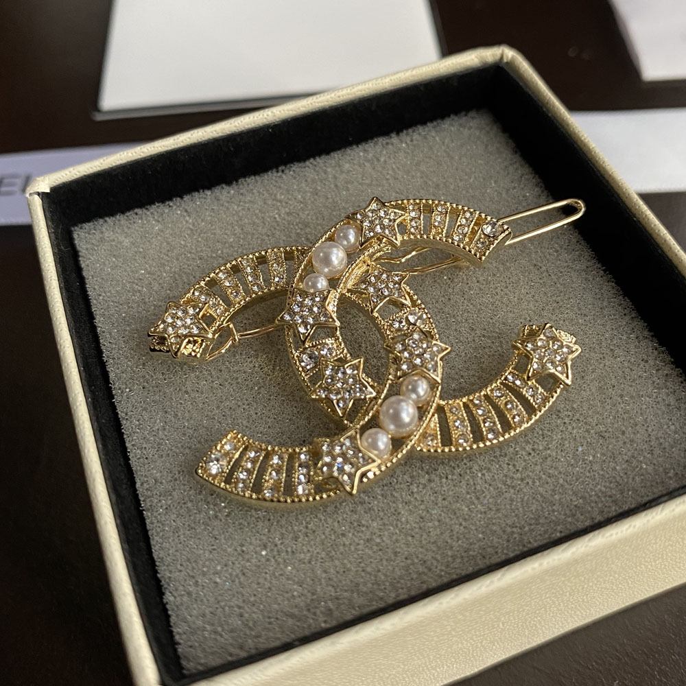 FS7033 Chanel hairclip 104662