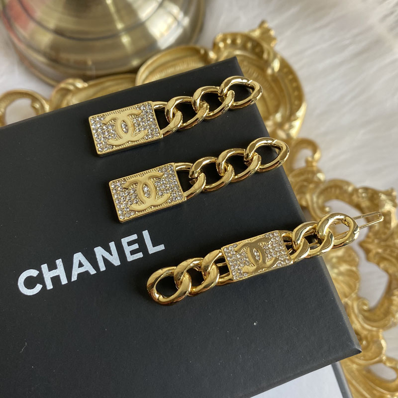 FS7013 Chanel hairclip 104480