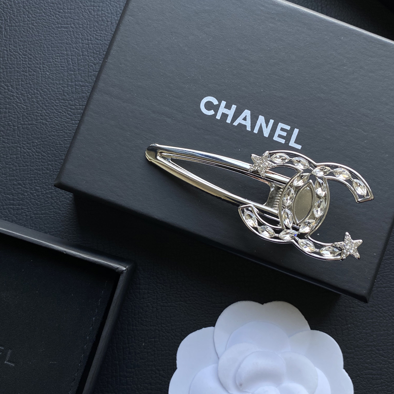 FS7045  Chanel hairclip 104757