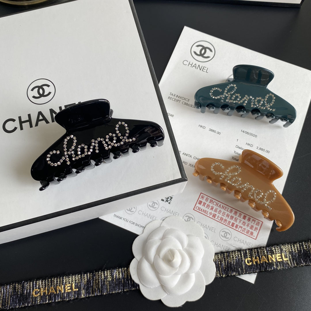 Chanel hairclip 105613