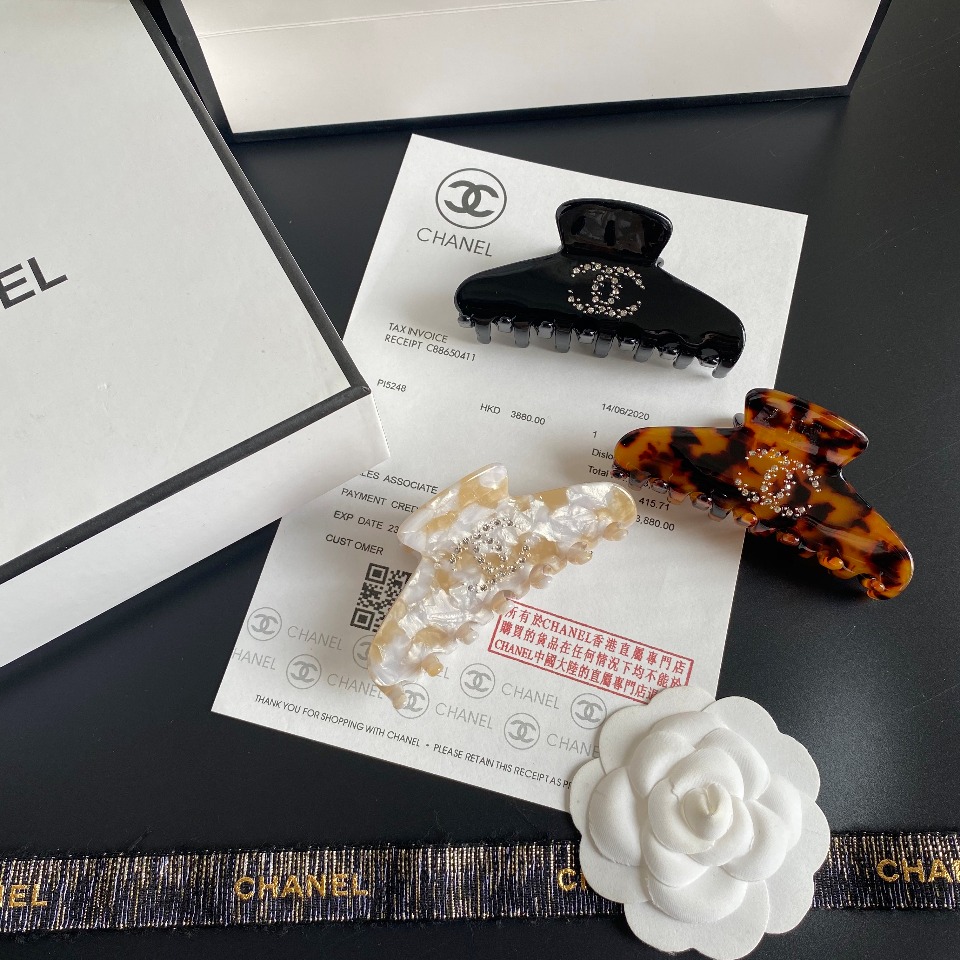 Chanel hairclip 105614