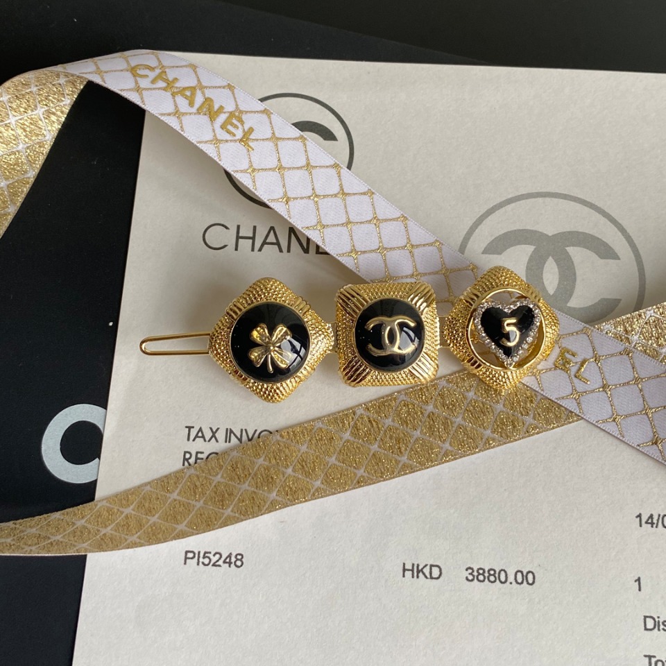 FS7019  Chanel hair clip 105927