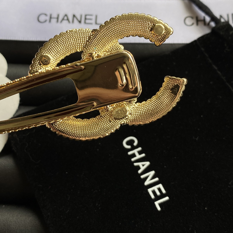 FS7038  Chanel hairclip 106855