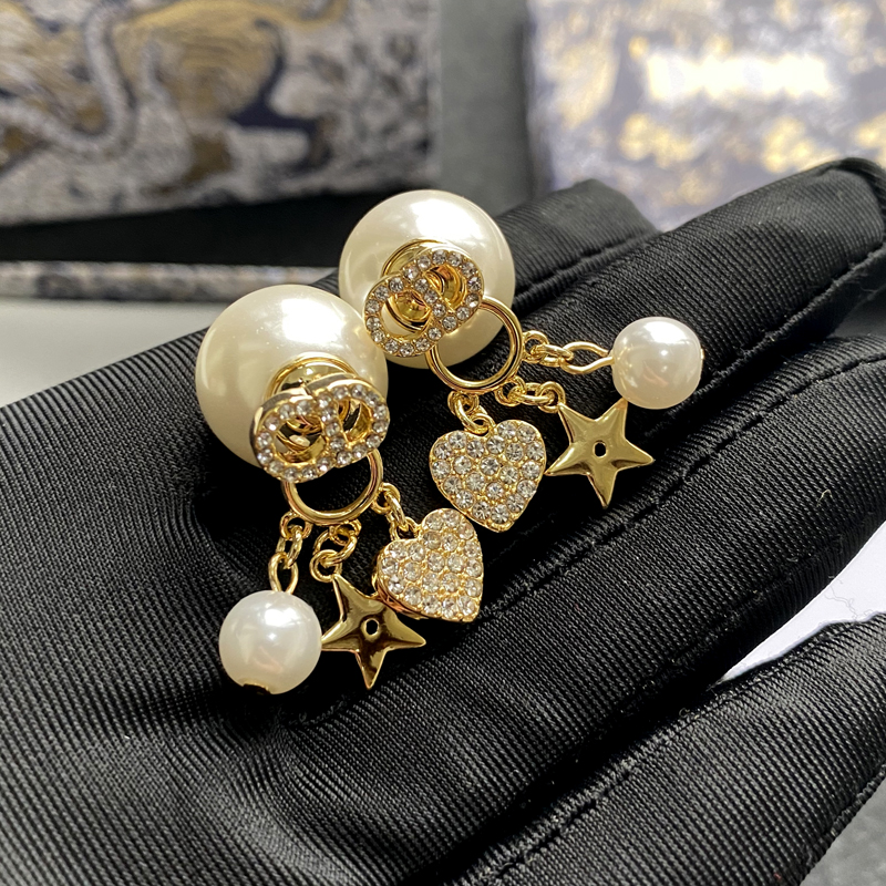 A630 Dior earring 104743