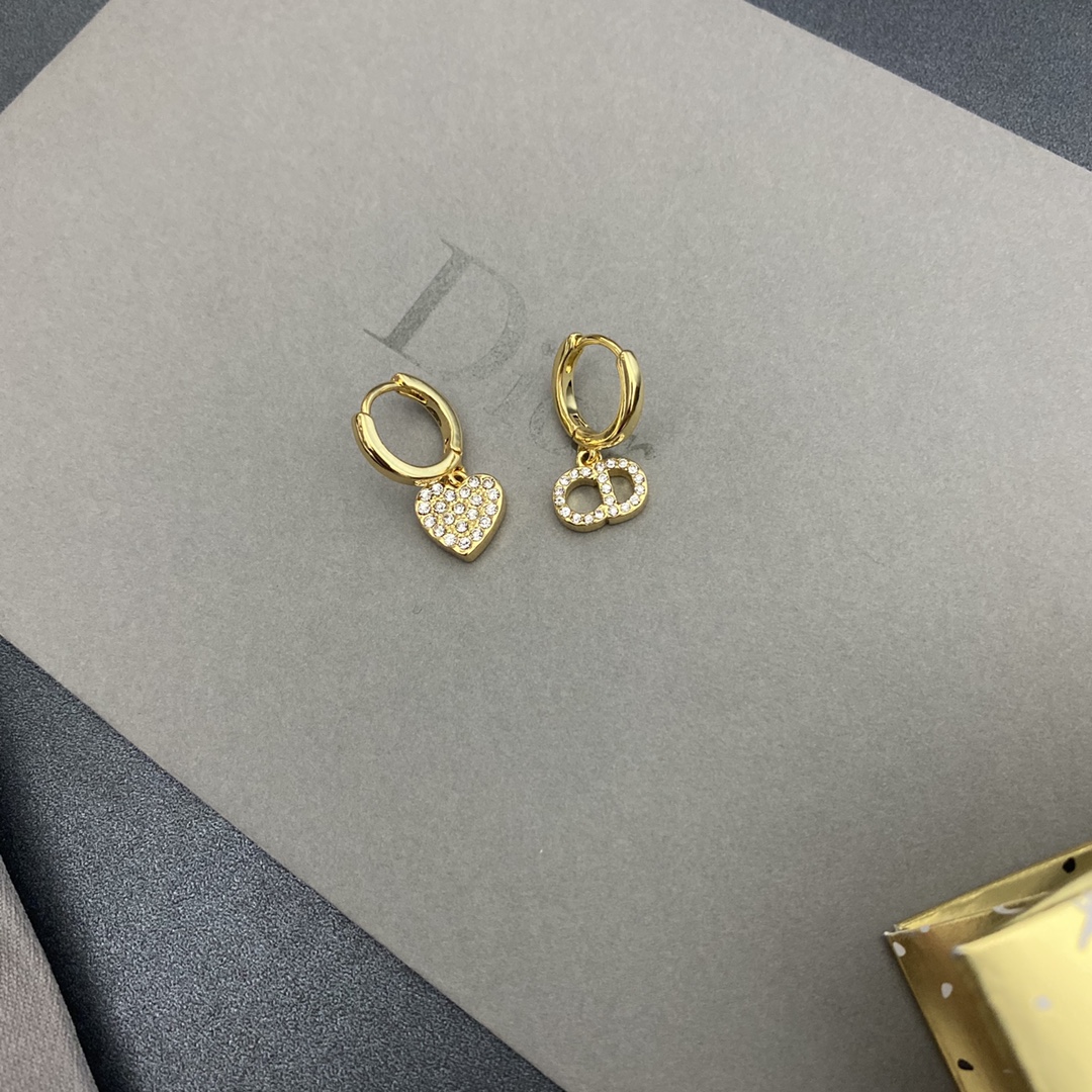 A631 Dior earring  107933