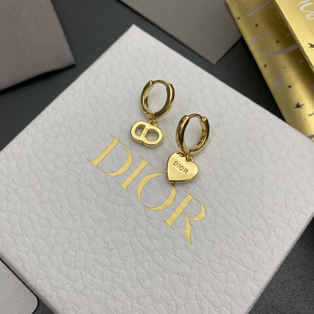 A631 Dior earring  107933