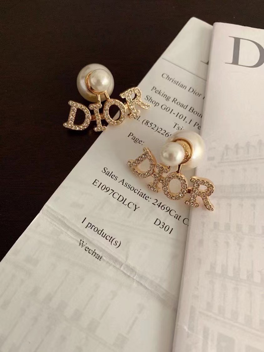 A660 Dior earring 105619