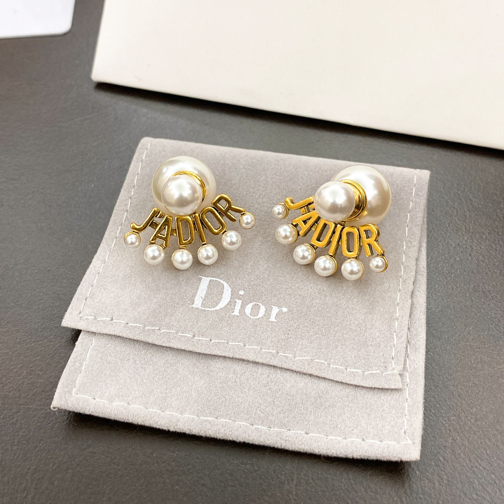 A189 dior earring 107777