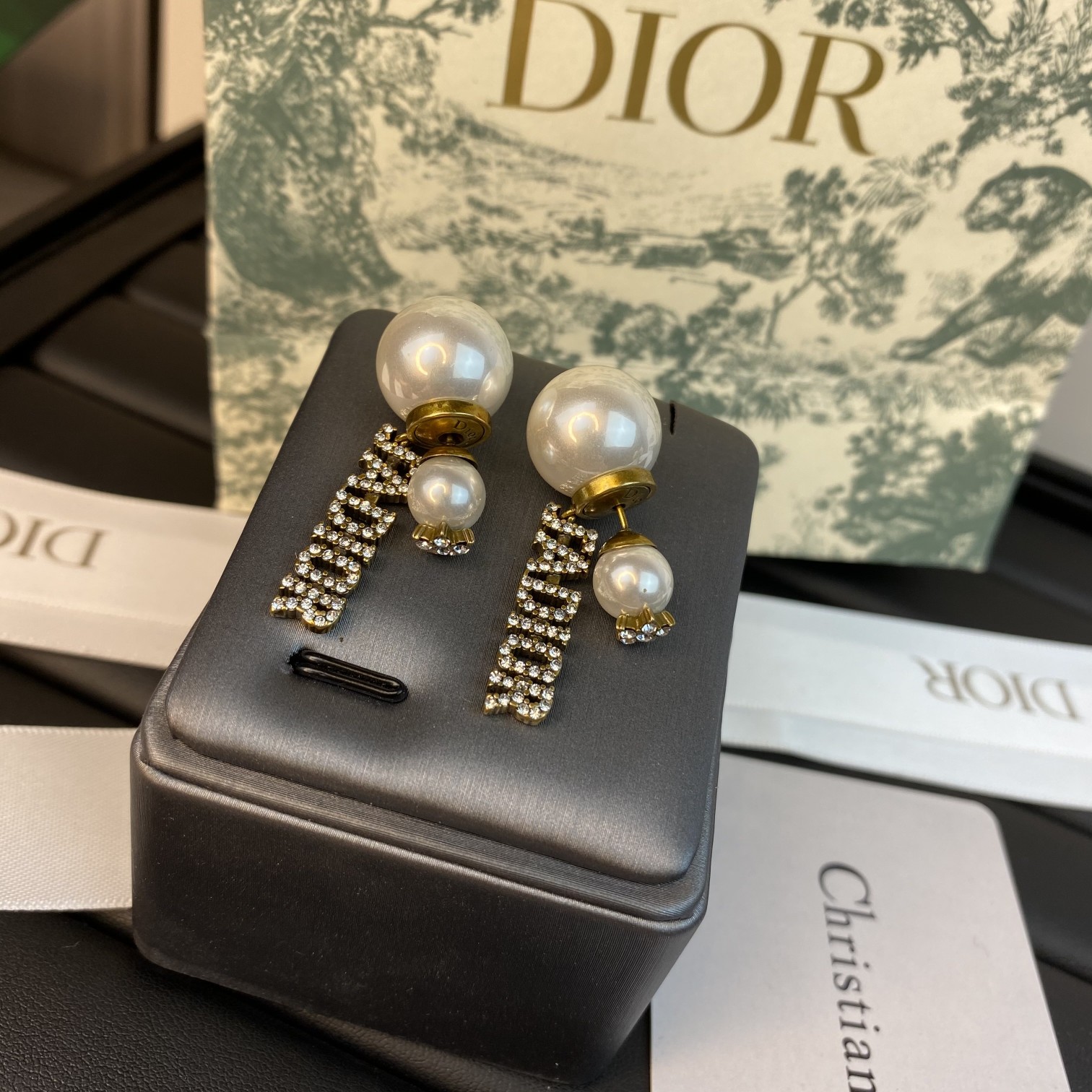 A276  Dior earring 106954