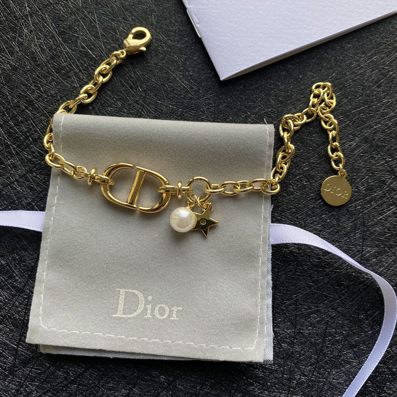 B061 Dior bracelet 104701