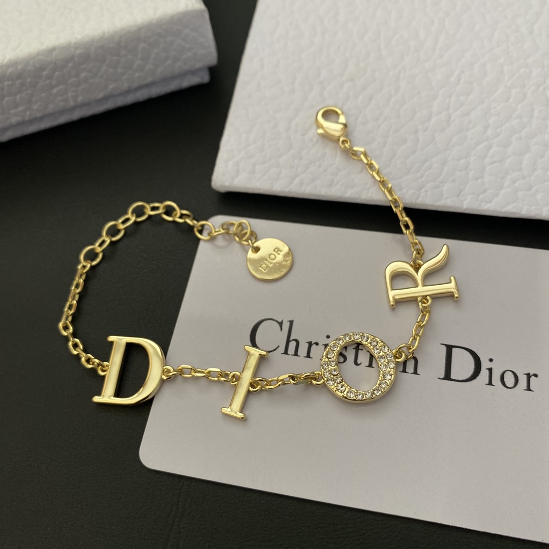 B250 christian dior bracelet