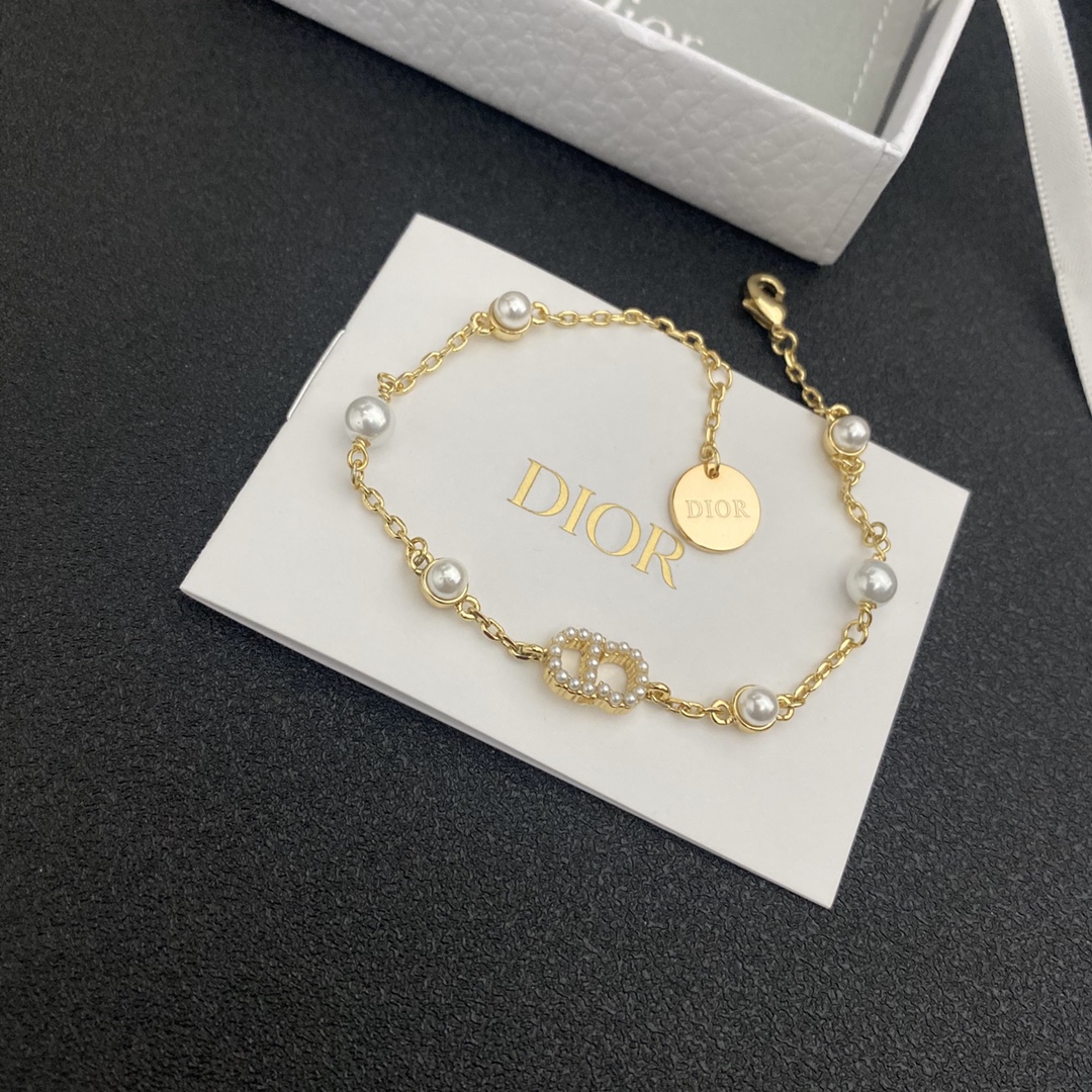 B026 Dior bracelet 107158