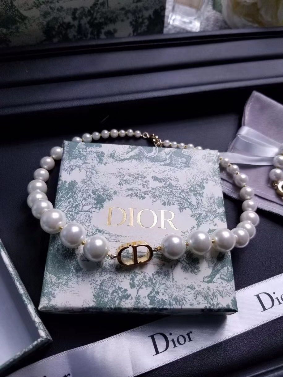 B030 Dior necklace 104462