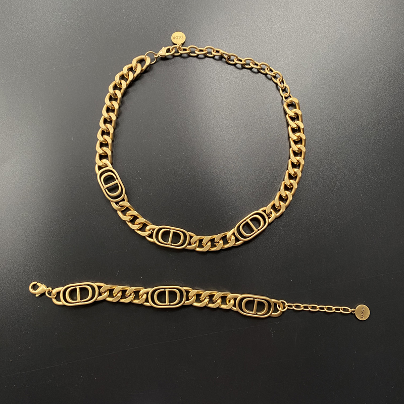 B014 Dior necklace 104307