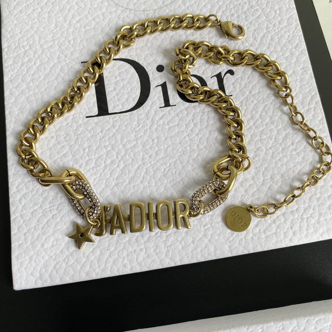 B258 Dior necklace 105390