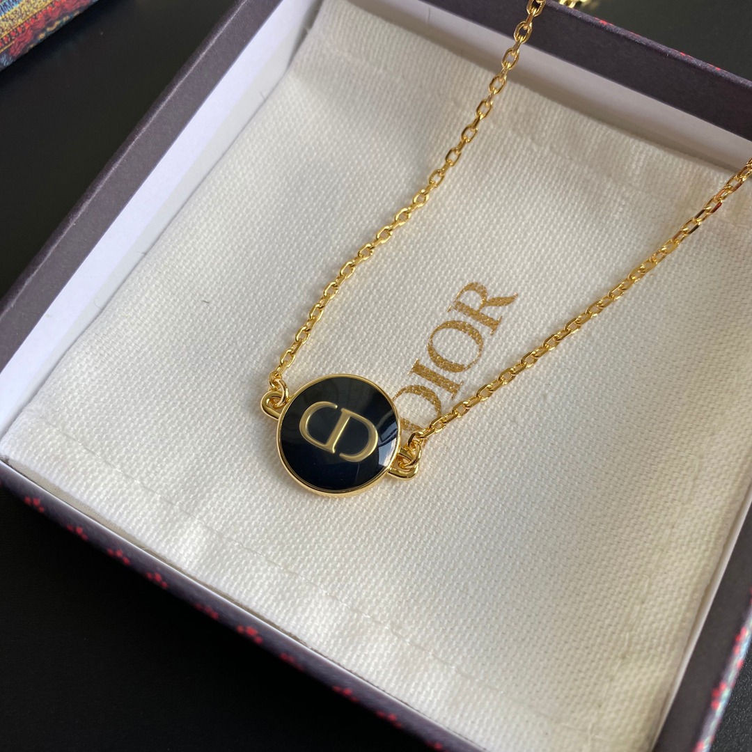B200 Dior necklace 107072