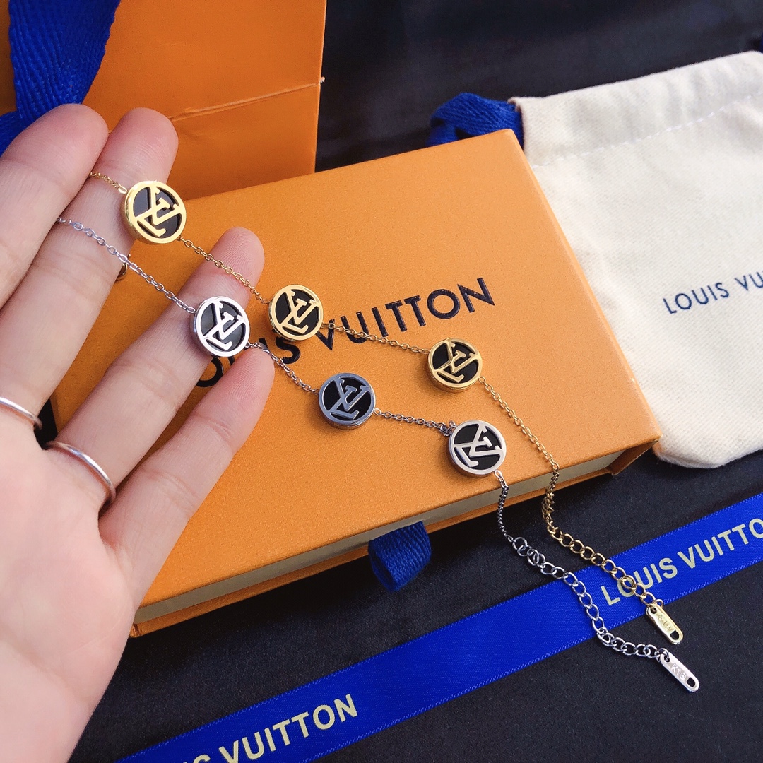 L051  LV bracelet 105906