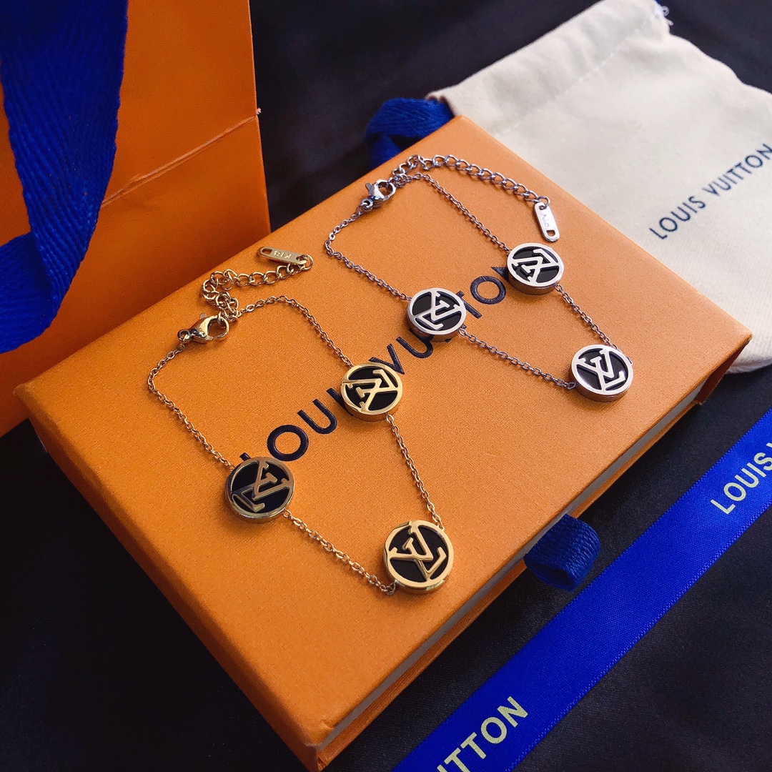 L051  LV bracelet 105906