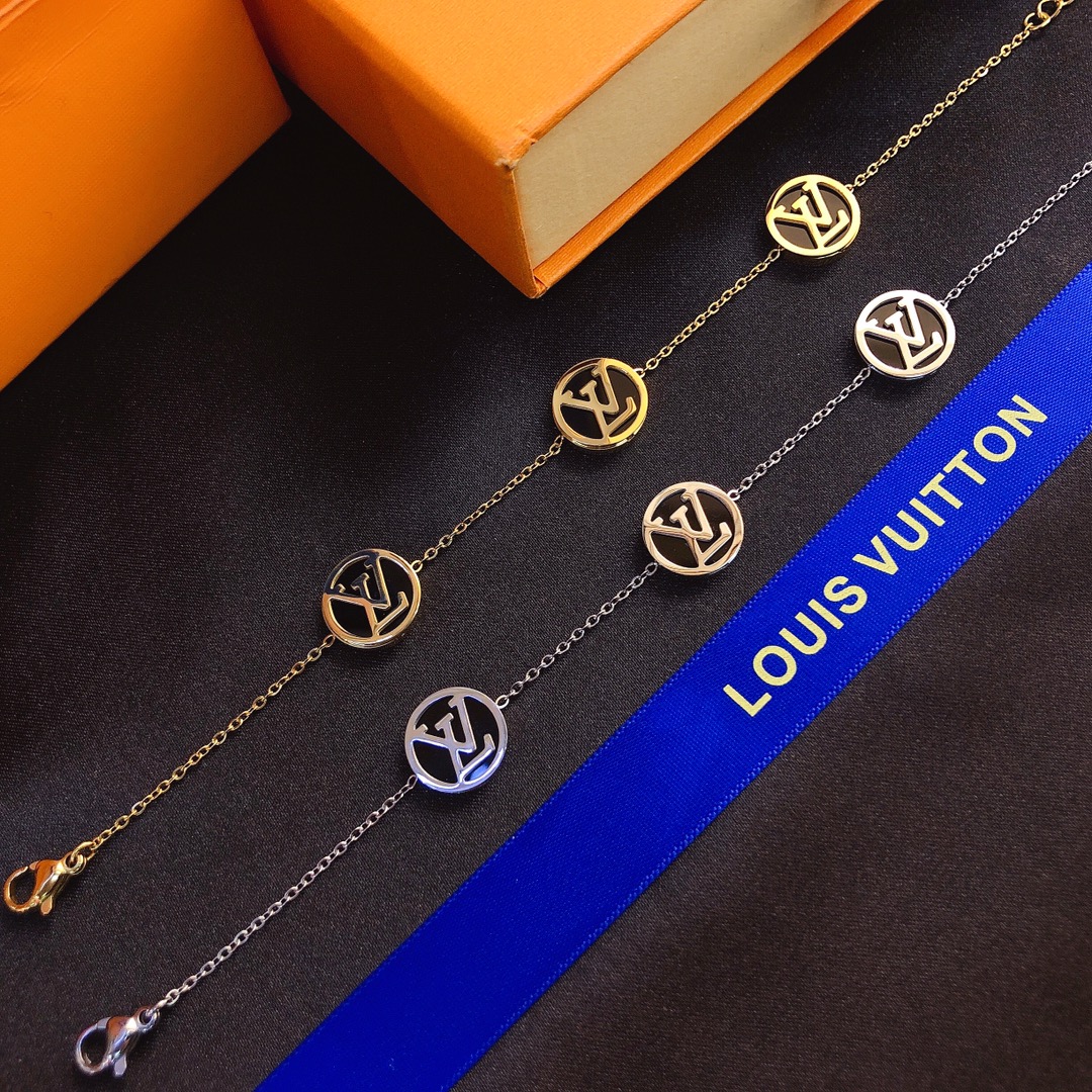L051  LV bracelet 105906