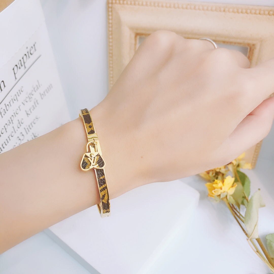S050 LV bracelet 106261