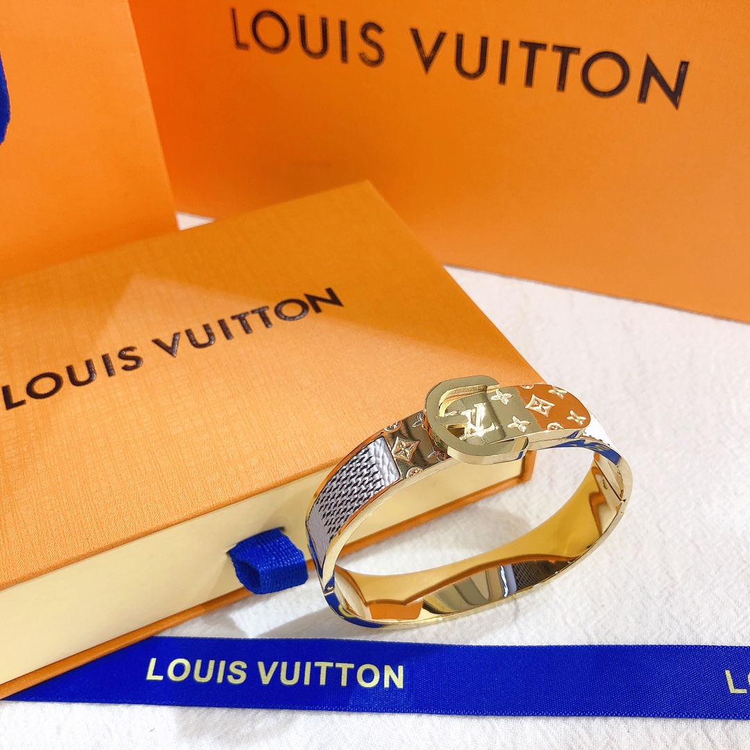 LV bracelet 106371