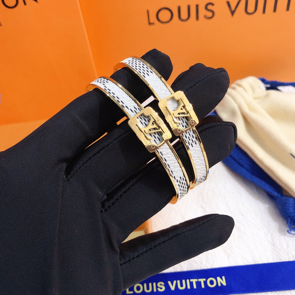 LV bracelet 106407