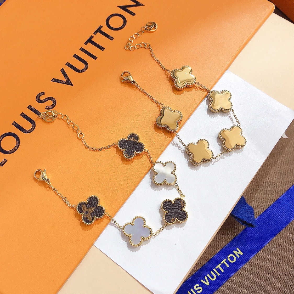 L092  LV Bracelet 106791