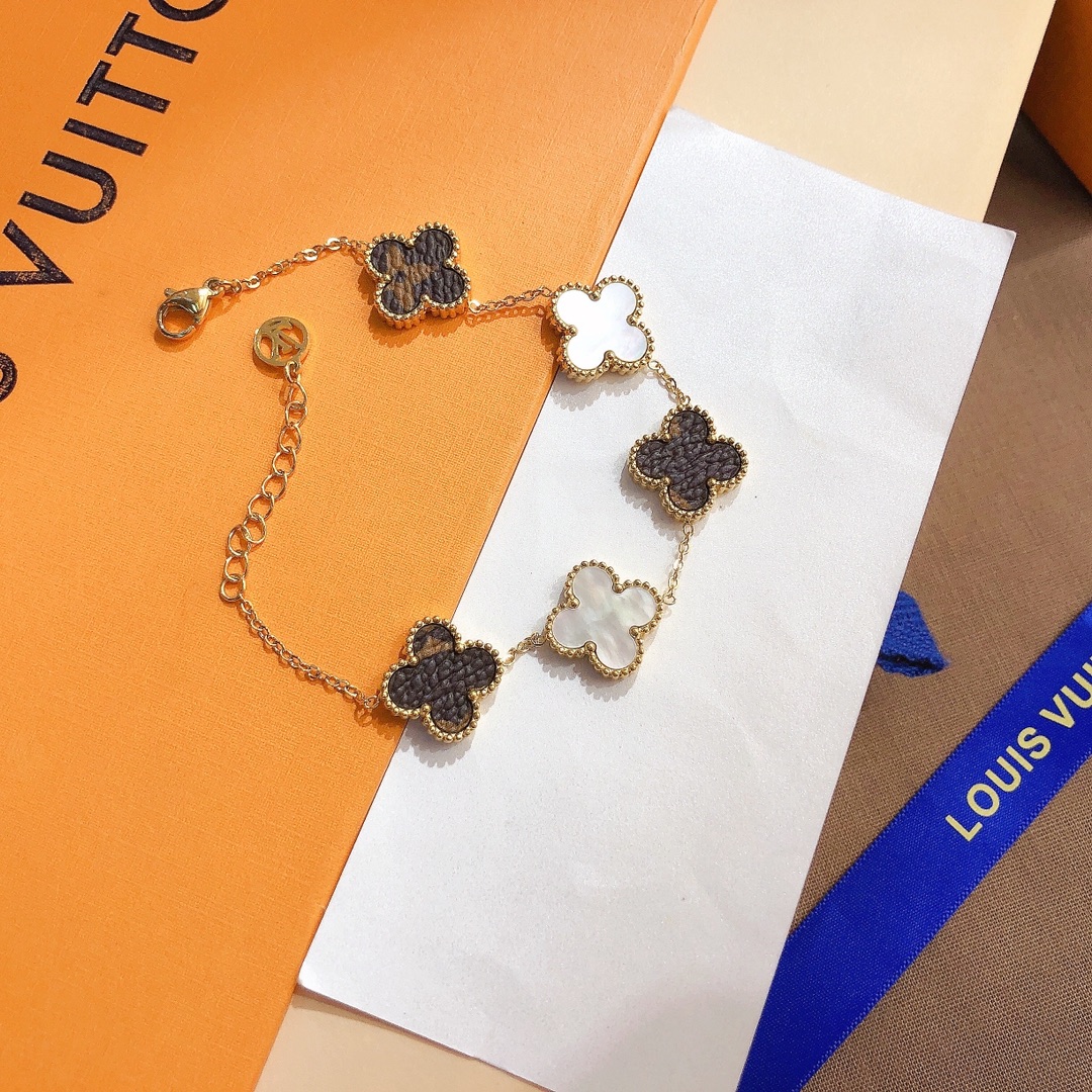 L092  LV Bracelet 106791