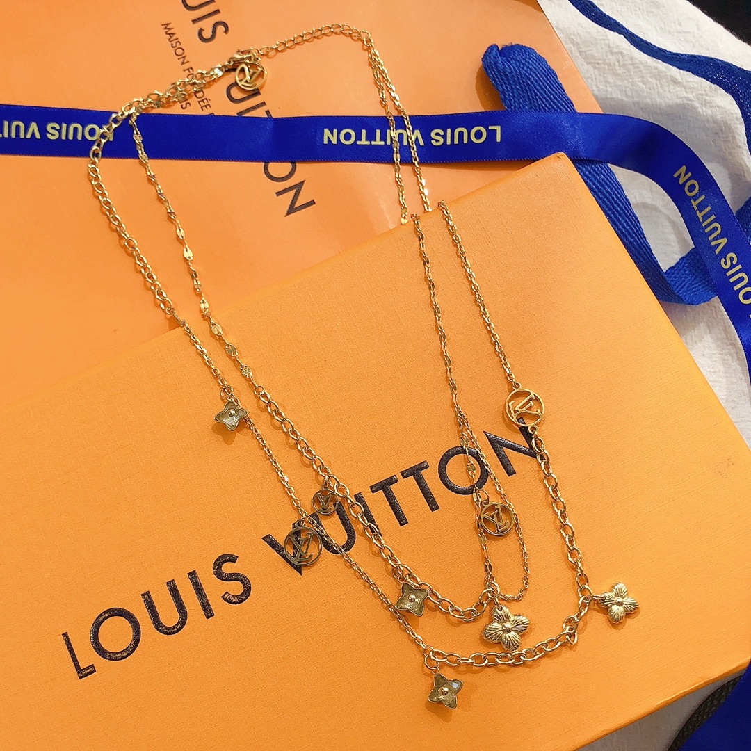 X317     LV necklace 106115