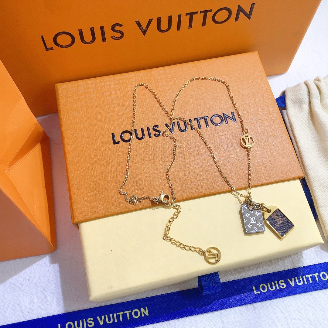 LV necklace 106339
