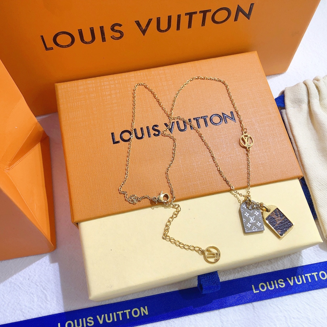 LV necklace 106339