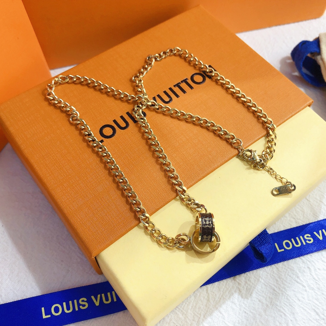 LV necklace 106345