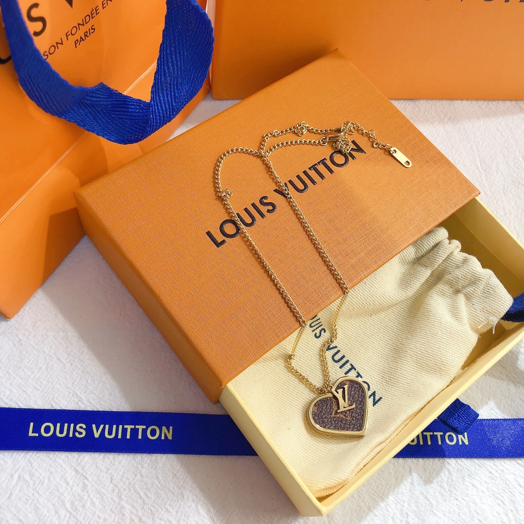 LV necklace 106349