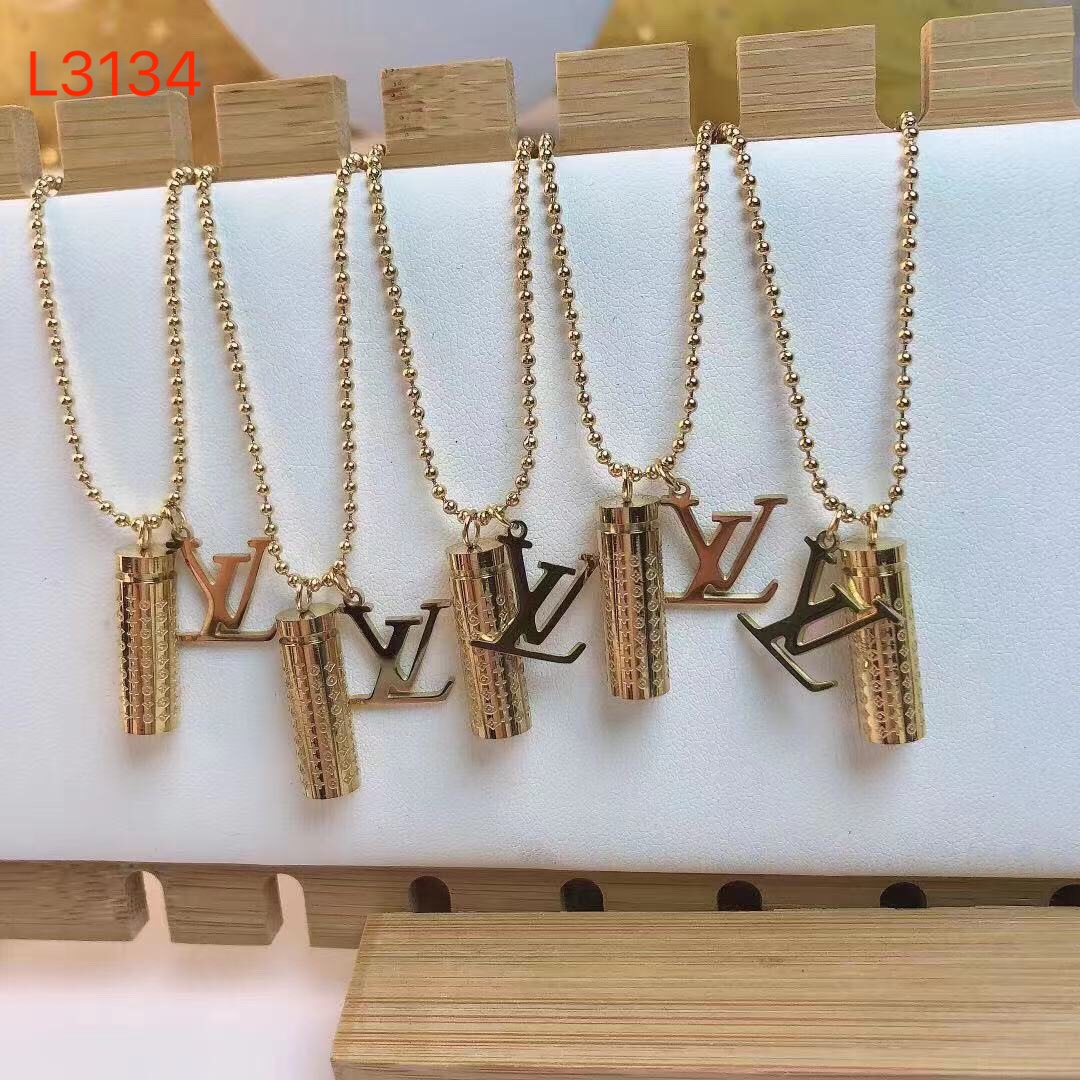 LV necklace 107020