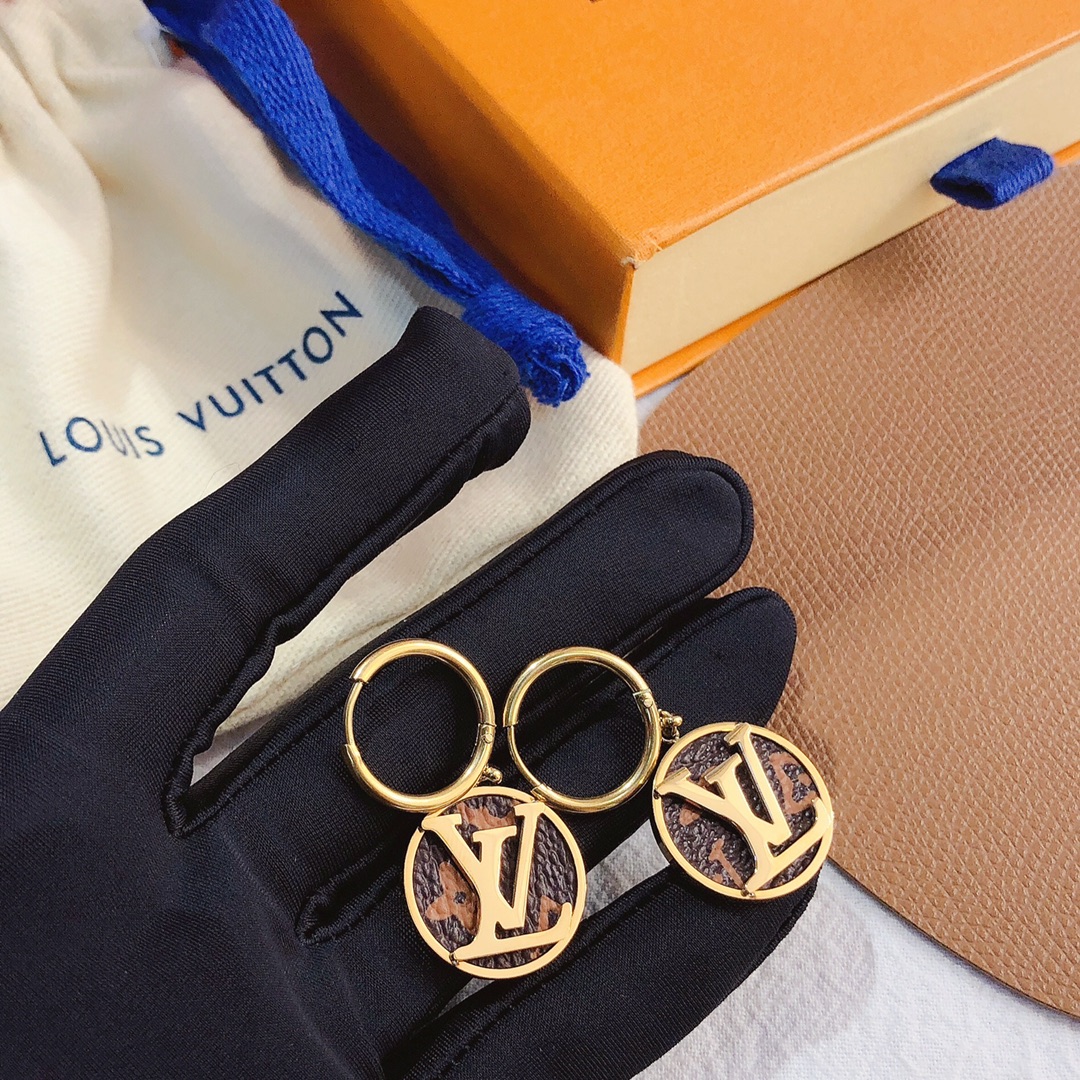 A510  LV earring 106096