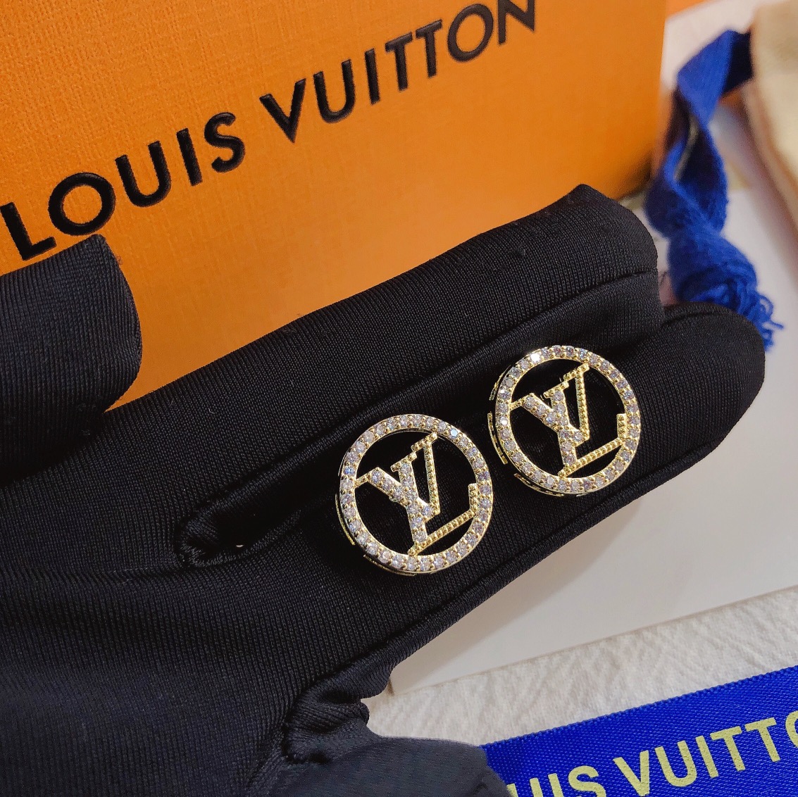 LV earring 106367