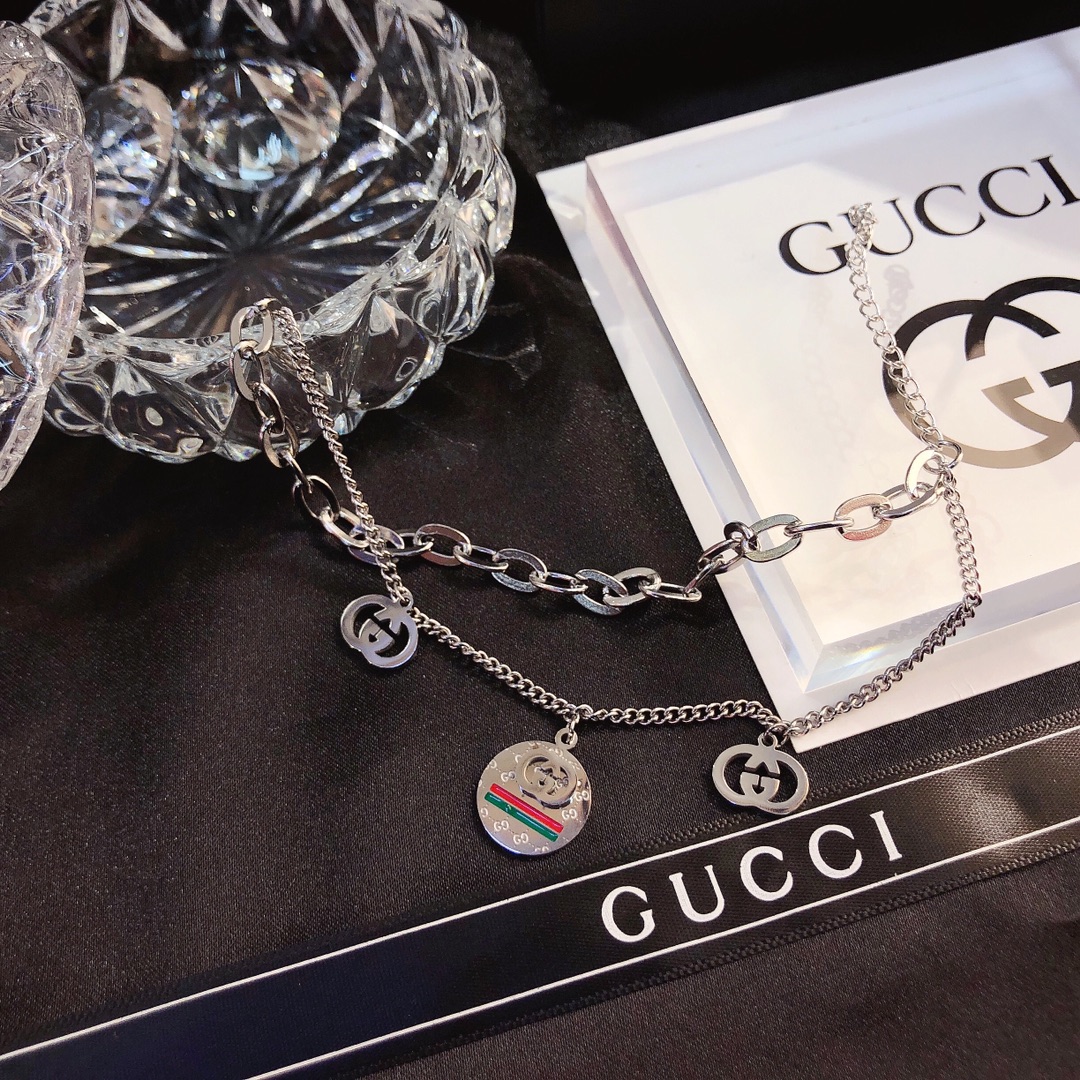 L062  Gucci bracelet 105910