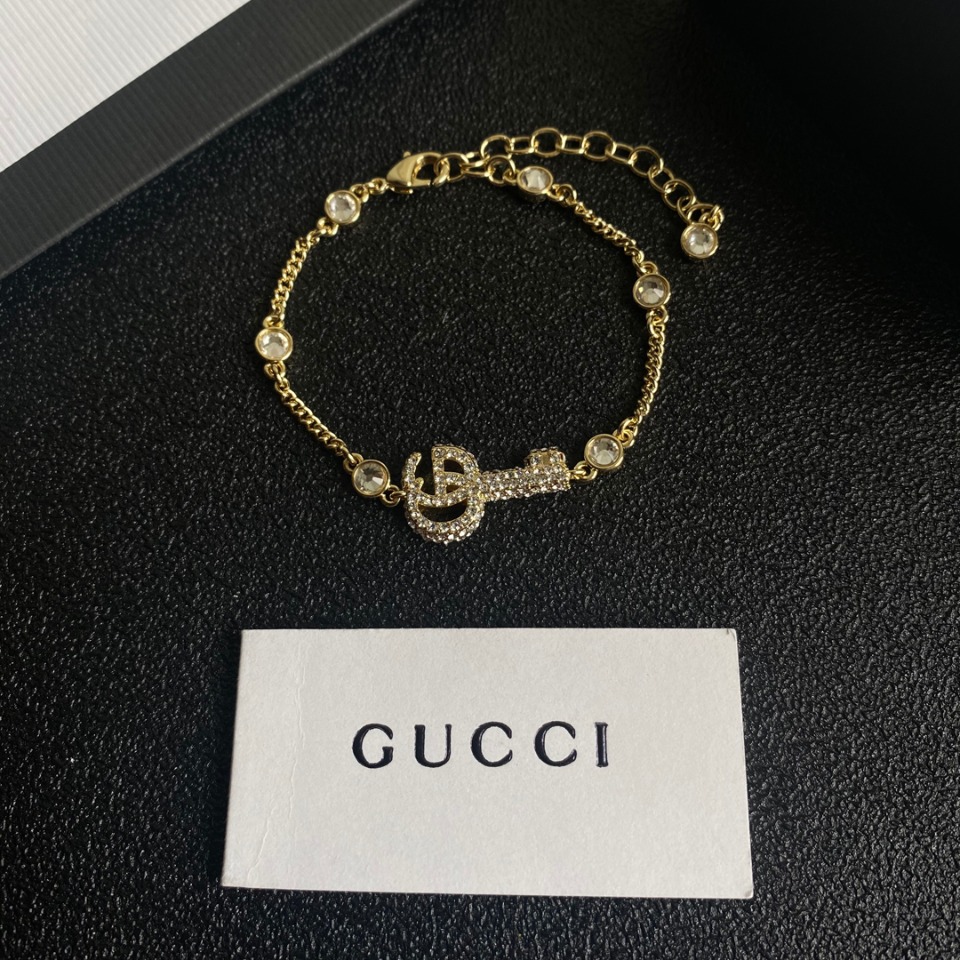 B266 Gucci bracelet 106428