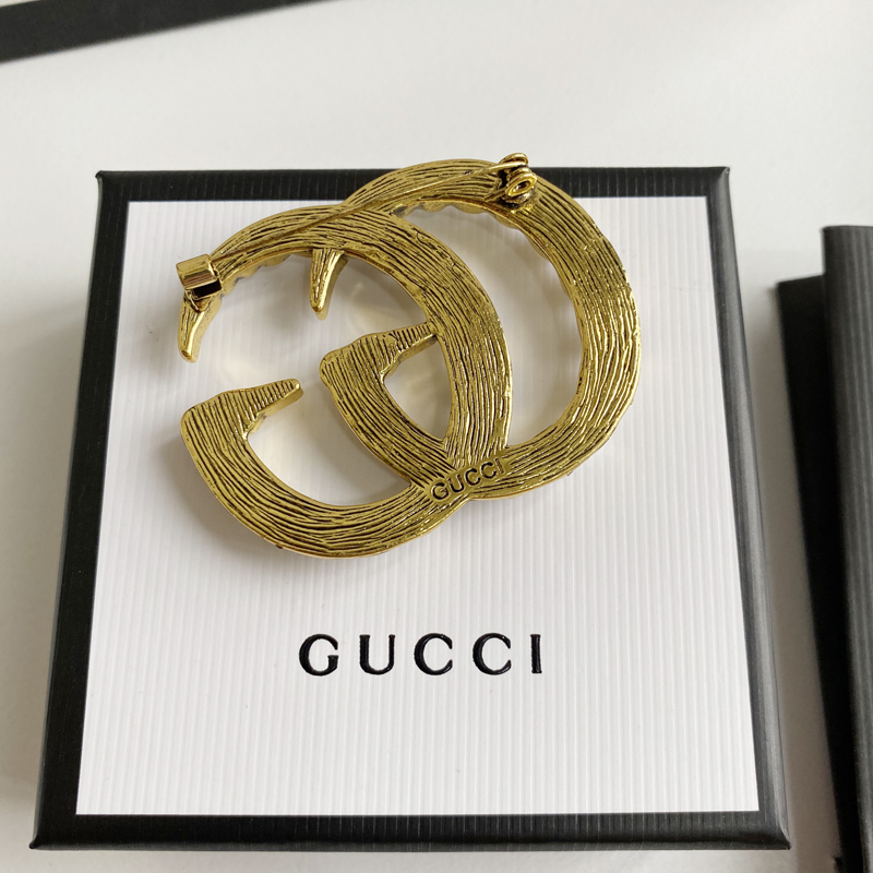 C114 Gucci brooch 107958