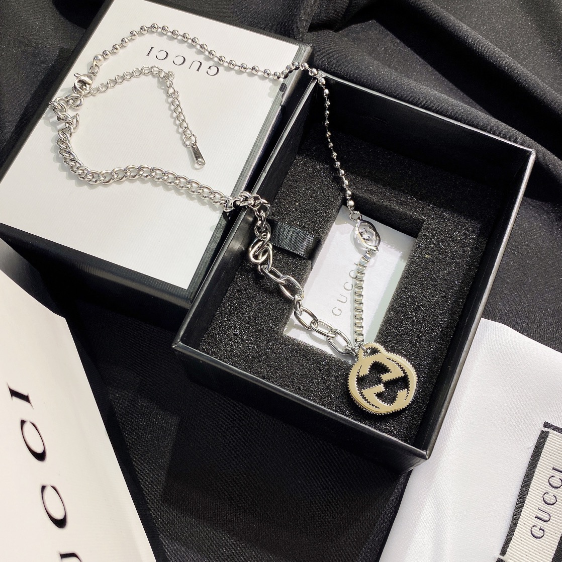 X369  Gucci necklace 106804