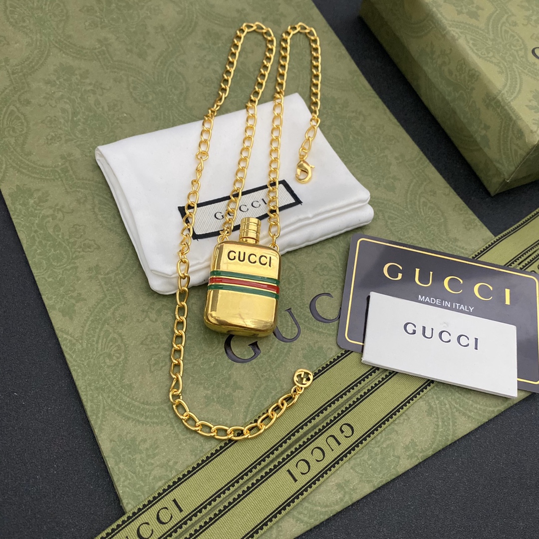 B192  Gucci necklace 106952