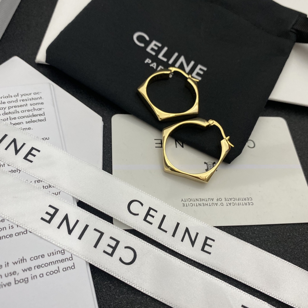 A371 CELINE earring 106377